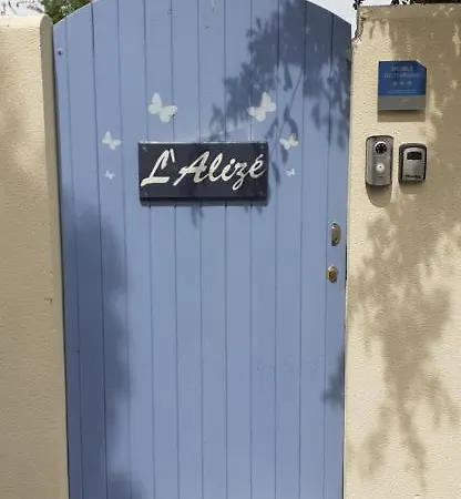 L'alize Sera Votre Petit Coin De Paradis *